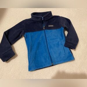 Columbia fleece jacket size 3T never been worn!